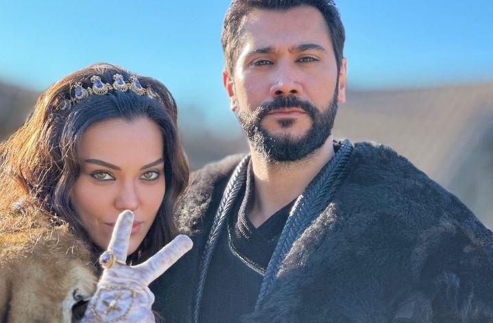 Tuvana Türkay portraying Victoria in 'Kudüs Fatihi Selahaddin Eyyubi,' a Turkish historical drama series