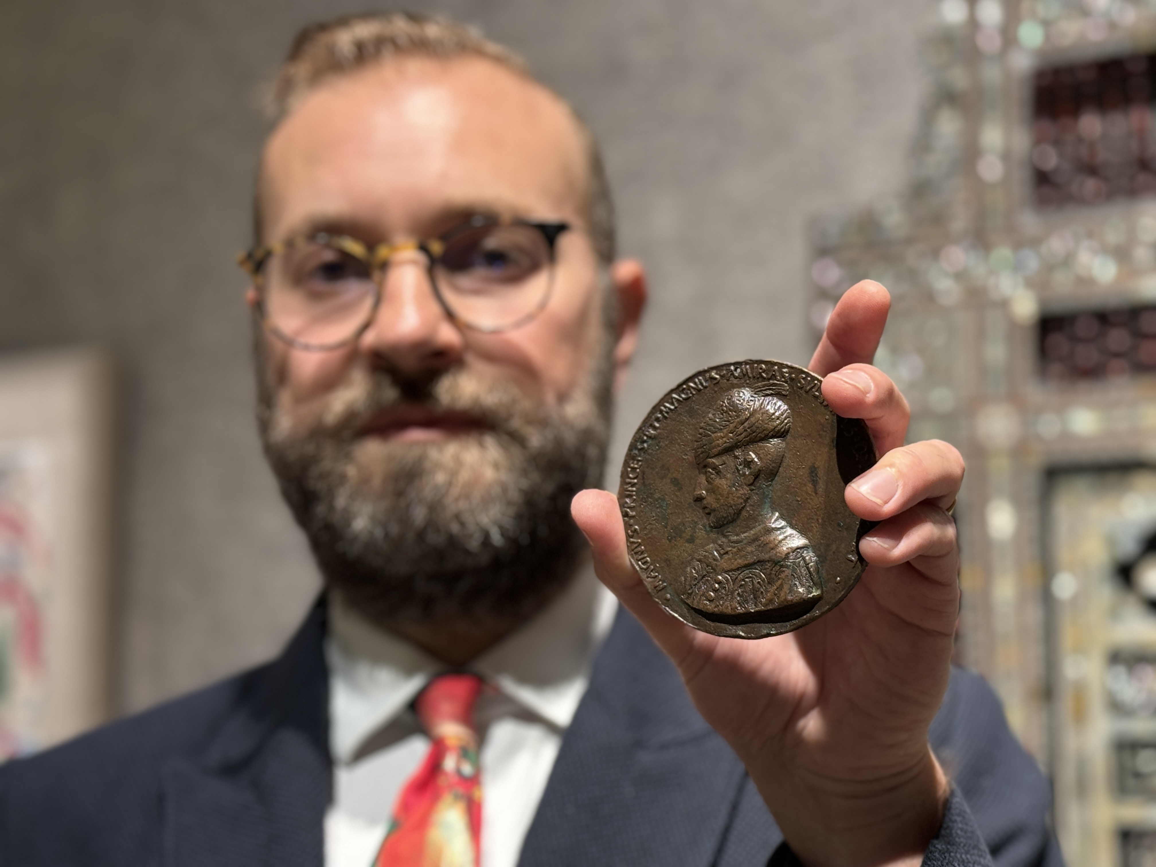 Sultan Mehmed II's mysterious medallion goes up for auction in London