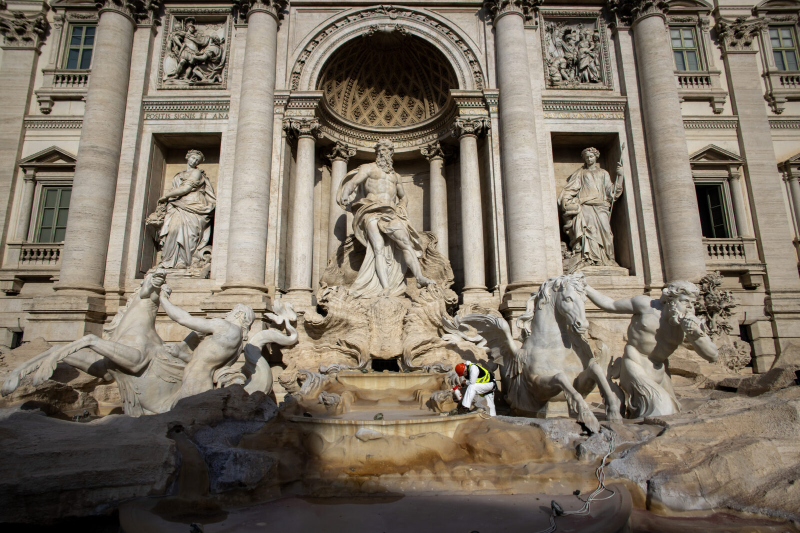 Historic Rome or urban construction site? Tourists left disappointed