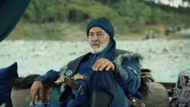 Ali Sürmeli as Karesi Bey in Kuruluş Osman, embodying the role of a fierce 14th-century Anatolian leader.