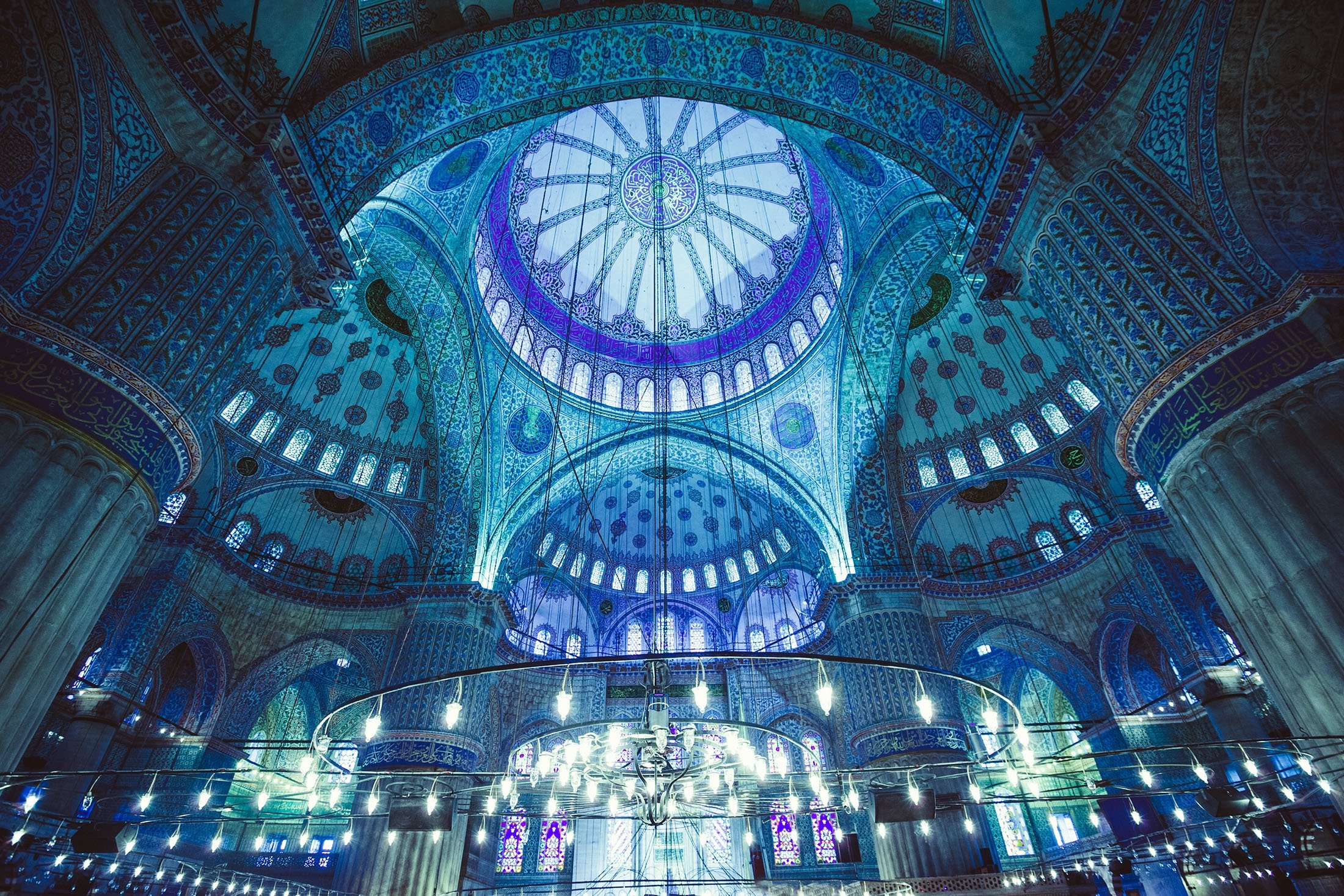 The blue tiles in the domes of the Blue Mosque, in Istanbul, Türkiye. (Shutterstock Photo)