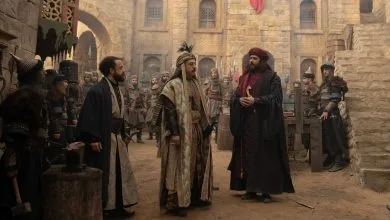 Emir Saladin holding an arrow, seeking justice in the latest episode of Saladin Ayyubi: The Conqueror of Jerusalem