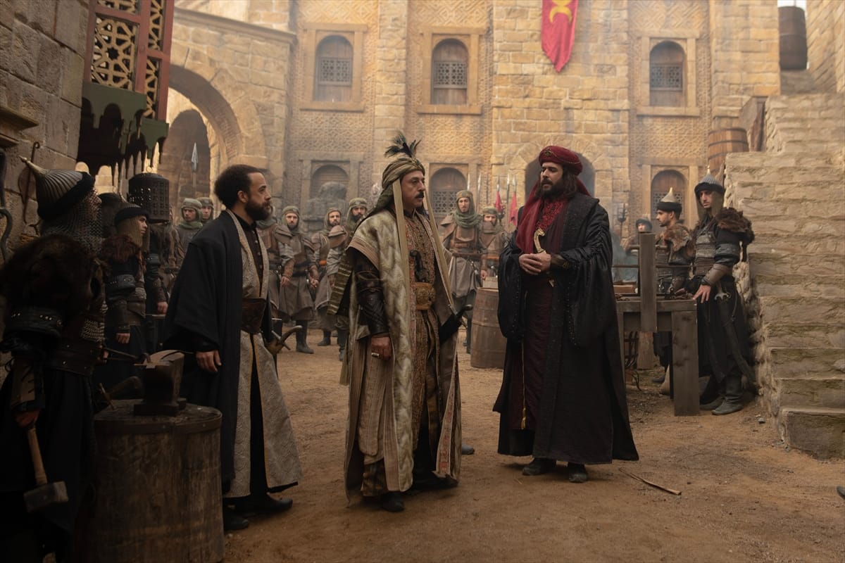 Emir Saladin holding an arrow, seeking justice in the latest episode of Saladin Ayyubi: The Conqueror of Jerusalem