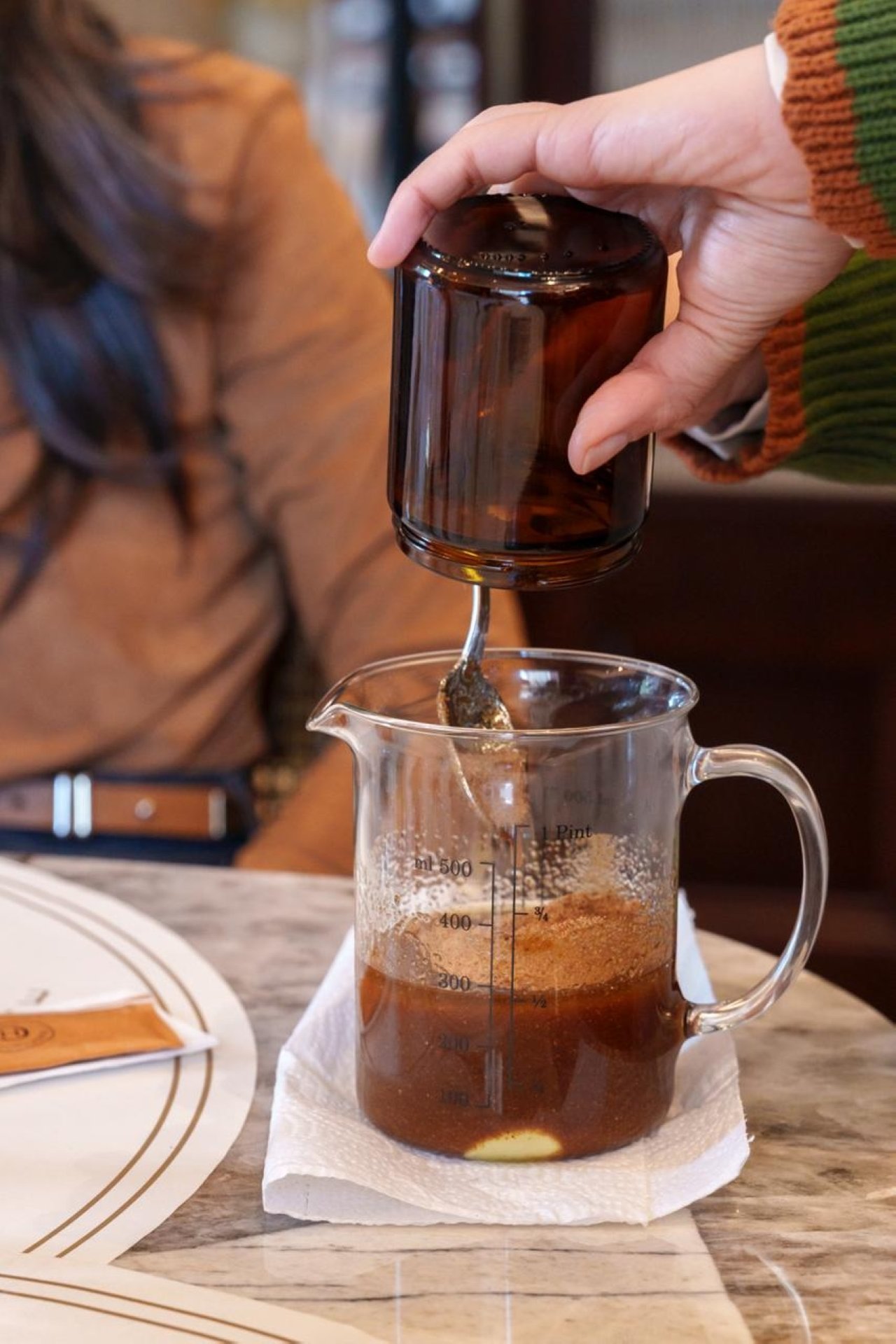 Mix of honey, cacao powder and raw cacao. (Courtesy of Derya Taşbaşı)