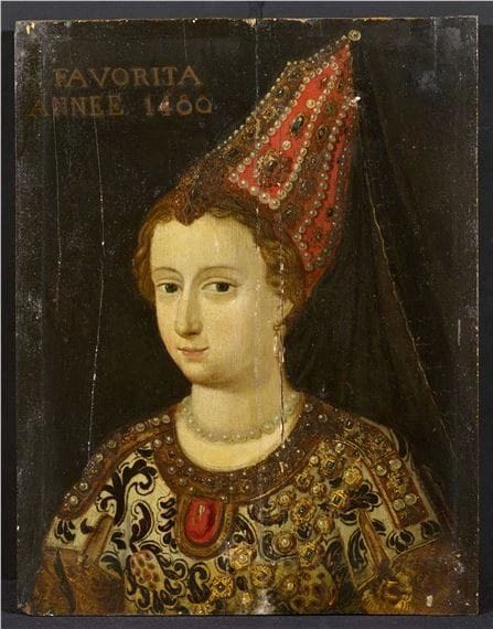 Portrait of Gülbahar Hatun, first consort of Sultan Mehmed II. This portrait it's exposed in an Italian School, painted in 1480.