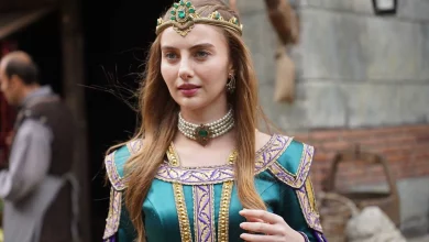 Who is Anna Notaras? Who is Emel Özcan in Mehmed: Sultan of the Conquests, how old is she?