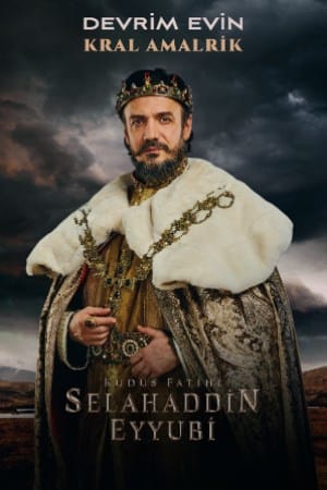 Devrim Evin as King Amalric in Saladin Ayyubi: The Conqueror of Jerusalem, TRT 1 historical drama series.